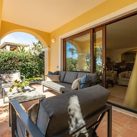 Villa Cagliari Bay View *
