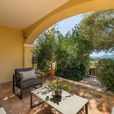 Villa Cagliari Bay View Quartu SantʼElena